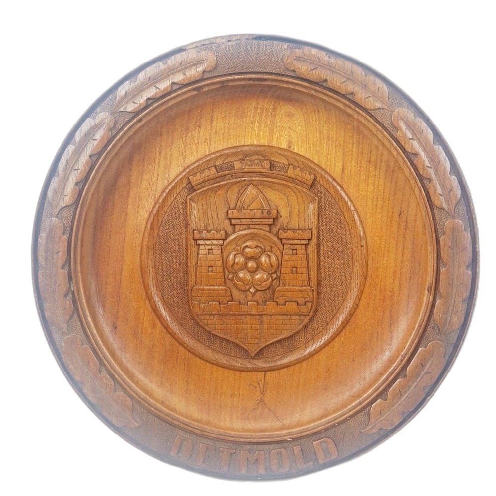 Vintage Detmold Germany Hand Carved Wood‎ Wall Plate Coat of Arms Crest 14.25"